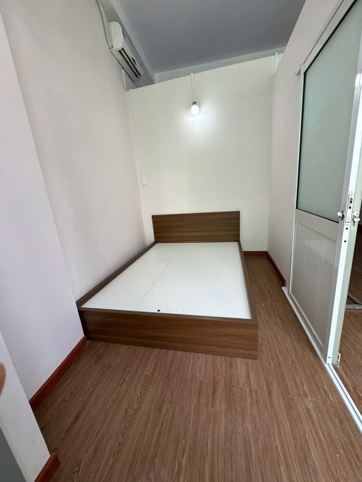 Căn hộ 2 phòng ngủ tại 118 Trần Văn Quang, Tân Bình - Giá chỉ 6.2 triệu/tháng