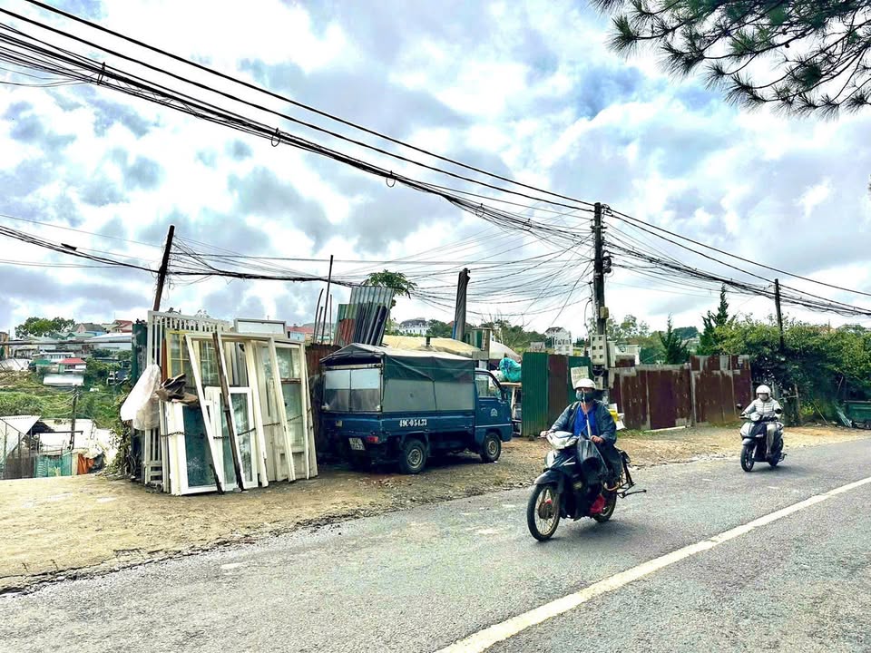 Đất mặt tiền đường Vạn Kiếp, Đà Lạt 315m² giá 9 tỷ - Cơ hội đầu tư tuyệt vời!