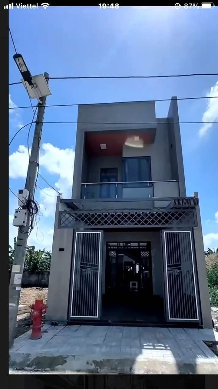 Nhà 1 Trệt 1 Lầu Tại Long Phước, Long Hồ 85m² giá 2.1 tỷ - Sẵn sàng vào ở!