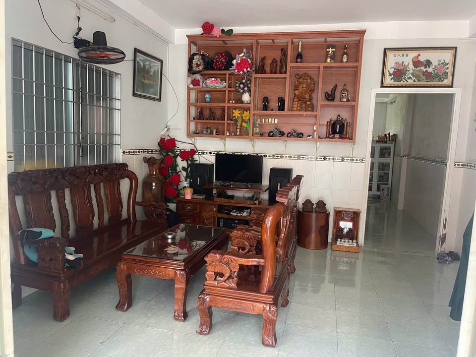 Nhà 1 trệt 1 lầu hẻm Nguyễn Cư Trinh, 90m² giá 1.85 tỷ - Thương lượng chính chủ!