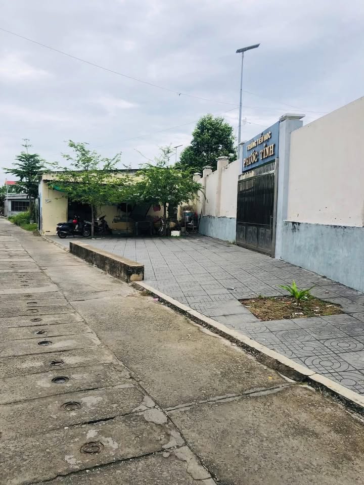 Bán đất mặt tiền trường học Phước Tỉnh, 80m² giá chỉ 1.65 tỷ - Đầu tư sinh lời ngay!
