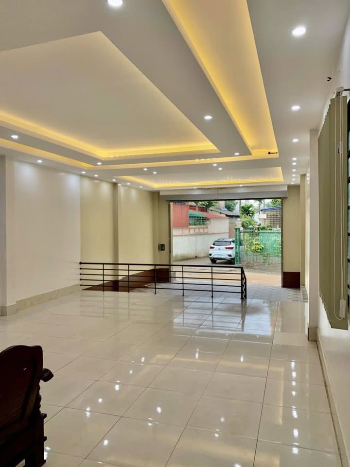 Nhà cho thuê tại Ngõ 845 Dương Tự Minh, Thái Nguyên - Diện tích 180m², gara ô tô rộng rãi!