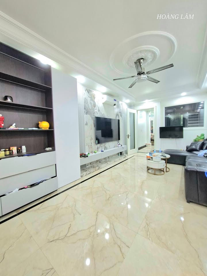 Nhà mặt đường Miếu Hai Xã Hải Phòng 60m² giá 12 tỷ - Kinh doanh sầm uất!