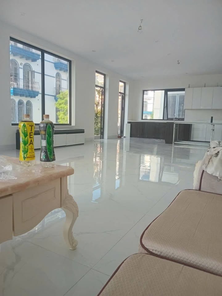 Cho thuê văn phòng Khai Quang 150m² giá 7 triệu - Không gian làm việc lý tưởng!