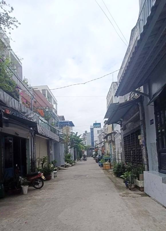 Căn hộ Chung cư Gia Phú Tân Phú 44m² giá 4 tỷ - Hẻm xe tải, sẵn sàng vào ở!