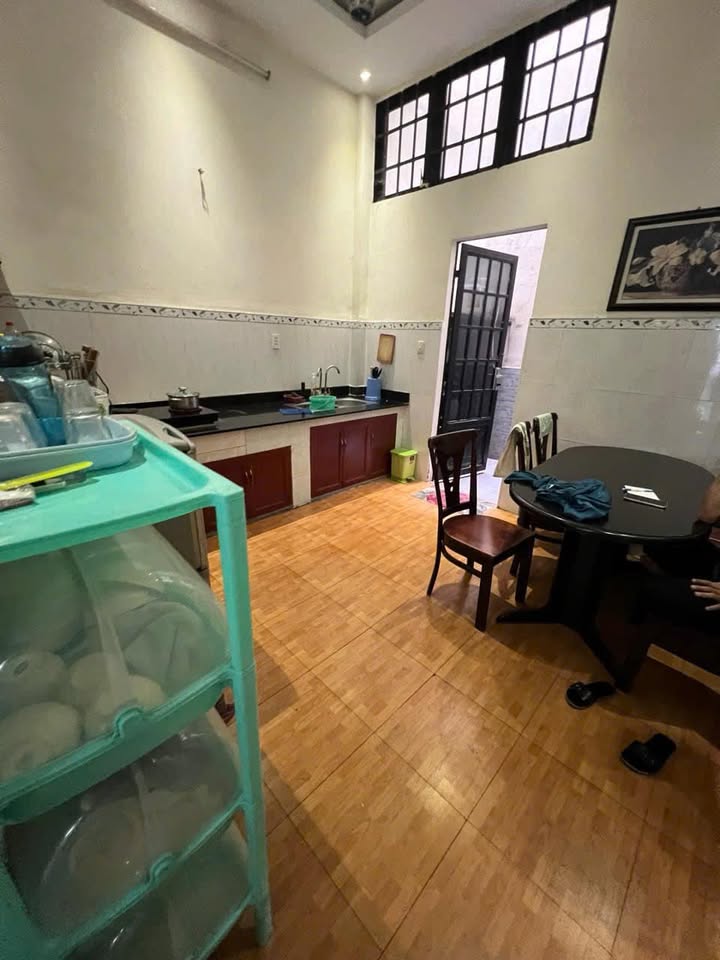 Nhà cho thuê hẻm xe hơi Âu Cơ, Tân Bình 72m² giá 15 triệu - Sẵn sàng vào ở ngay!