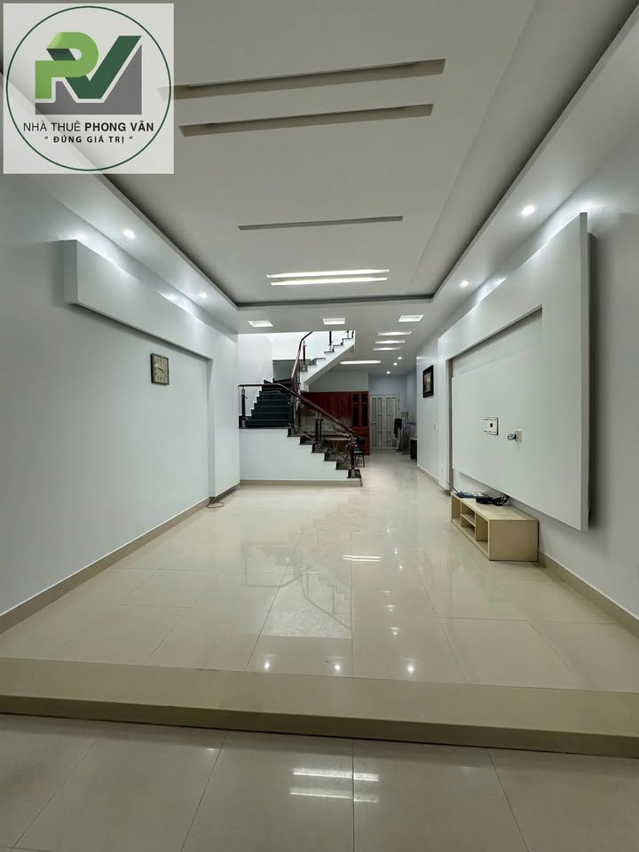 Nhà cho thuê mặt ngõ Lạch Tray, Ngô Quyền, Hải Phòng - 90m², giá 10 triệu/tháng - Không gian lý tưởng cho gia đình!