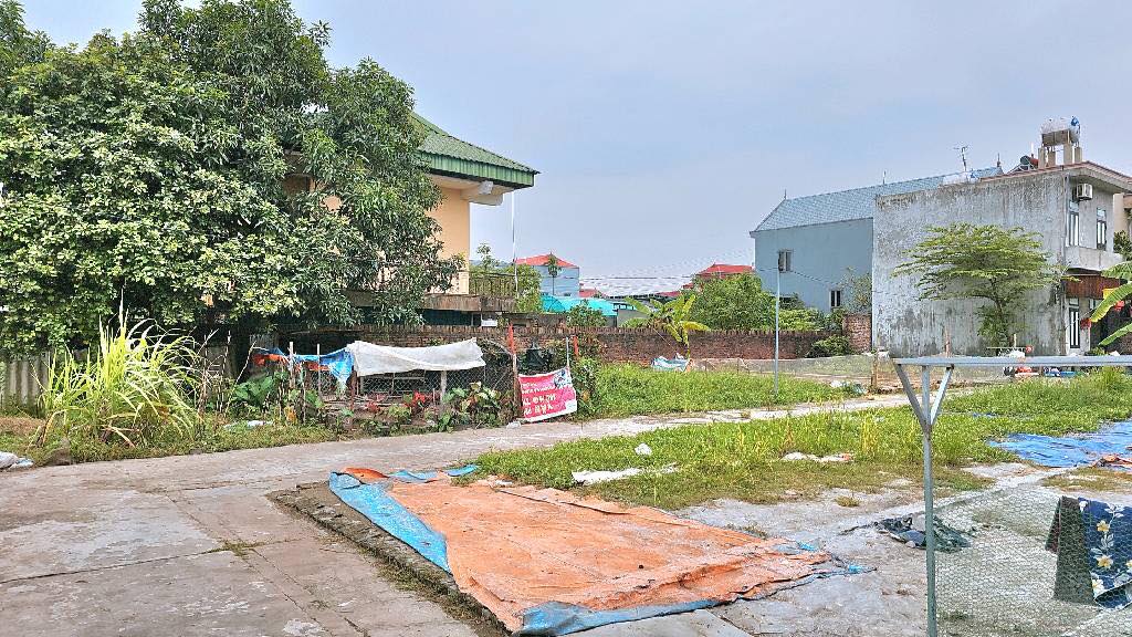 Đất đầu tư tại Đông Anh 43m² giá 3 tỷ - Mặt tiền rộng, ô tô vào tận đất!