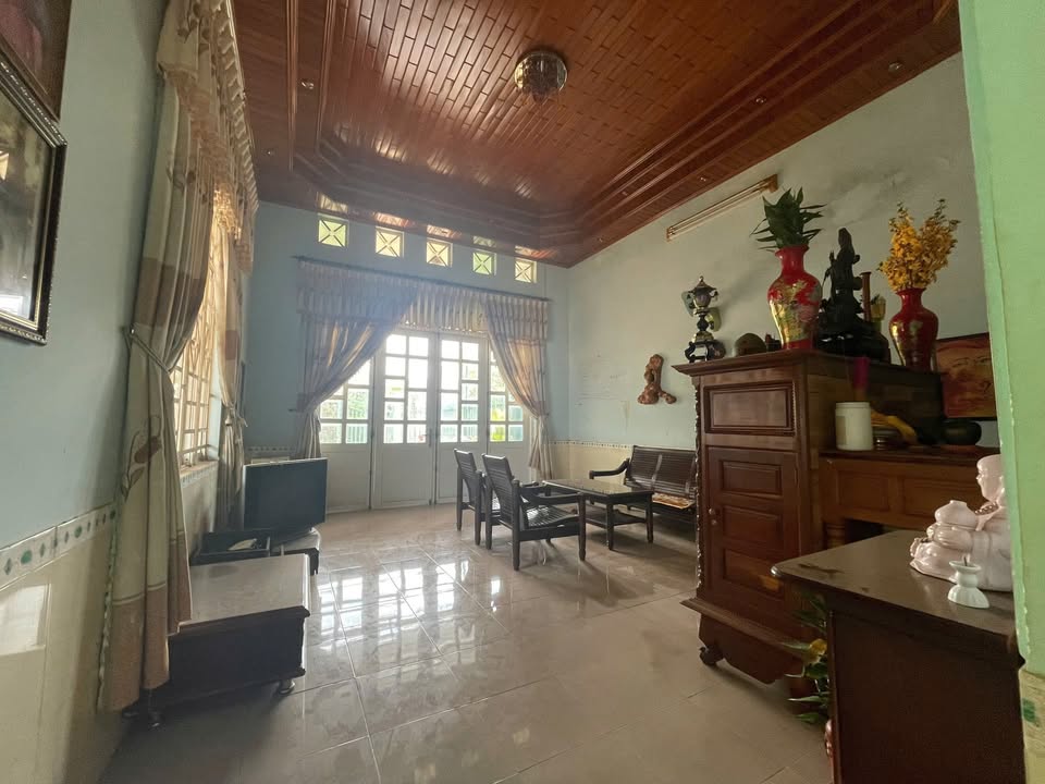 Nhà mặt đường Quốc lộ 14, xã Ia Pal, huyện Chư Sê 720m² - Vị trí đắc địa cho kinh doanh!