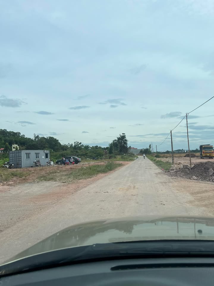 Đất nền 300m² tại Cao Thượng, Tân Yên - Đầu tư sinh lời cao chỉ 2 tỷ!