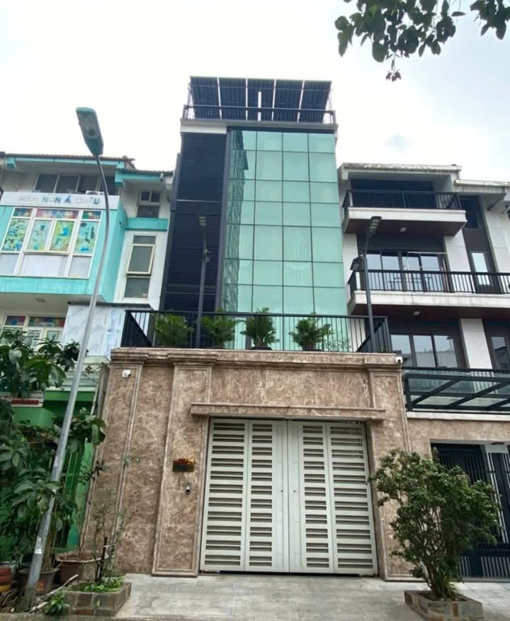 Nhà phố Xuân La 89m² giá 29 tỷ - Kinh doanh đỉnh cao, thiết kế hiện đại!