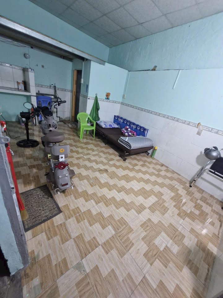 Nhà bán tại Long Hậu, Cần Giuộc 15m² giá 220 triệu - Đầy đủ tiện nghi!