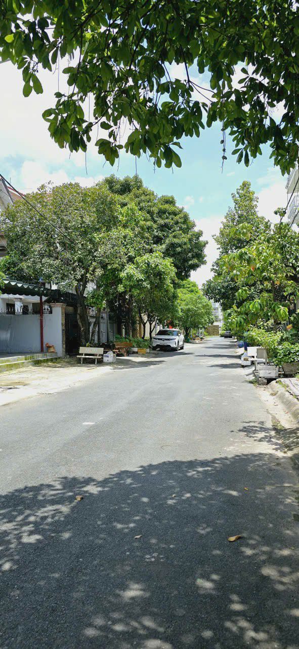 Đất biệt thự KDCVL Bình Tân 200m² giá 14.3 tỷ - Cơ hội đầu tư hiếm có!