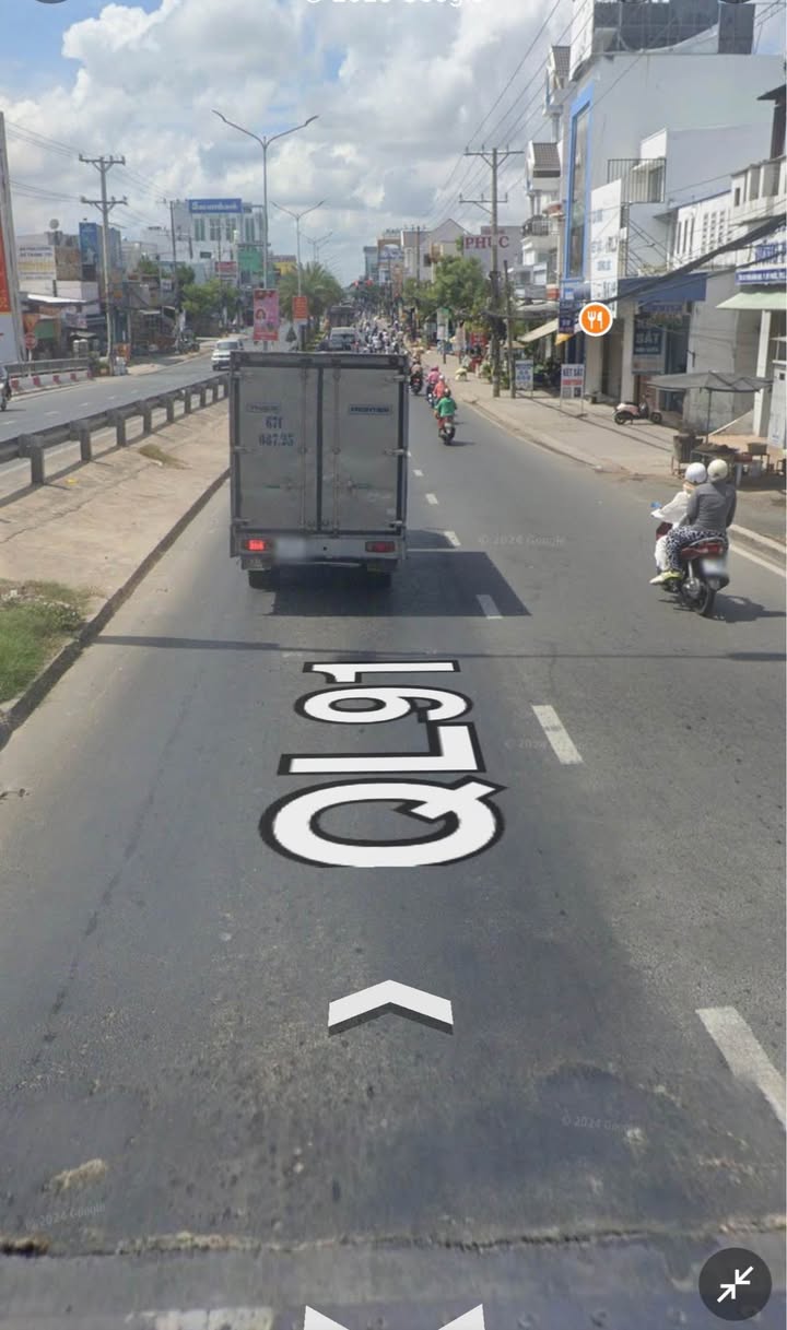 Nhà 1 Trệt 2 Lầu Đường Trần Hưng Đạo, Phường Mỹ Phước, 102m² - Giá 6 tỷ, Sẵn sàng vào ở!