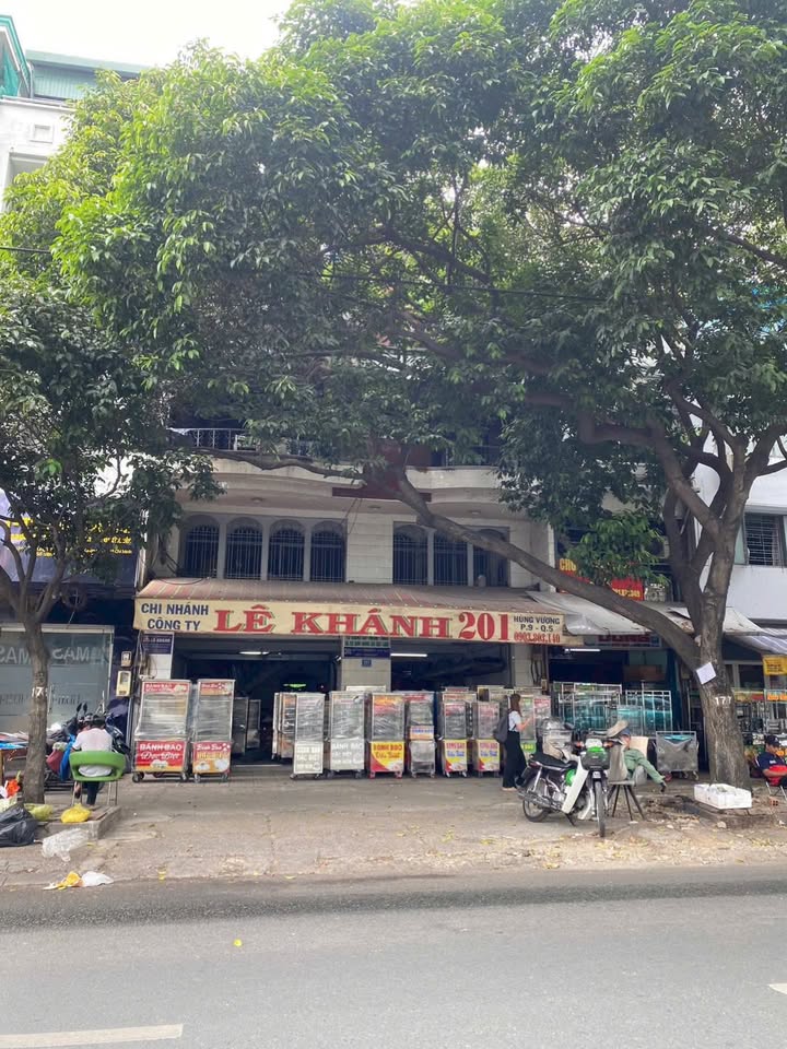 Bán nhà 2 mặt tiền Hùng Vương, Q.5 - Diện tích 147m², giá 75 tỷ thương lượng!