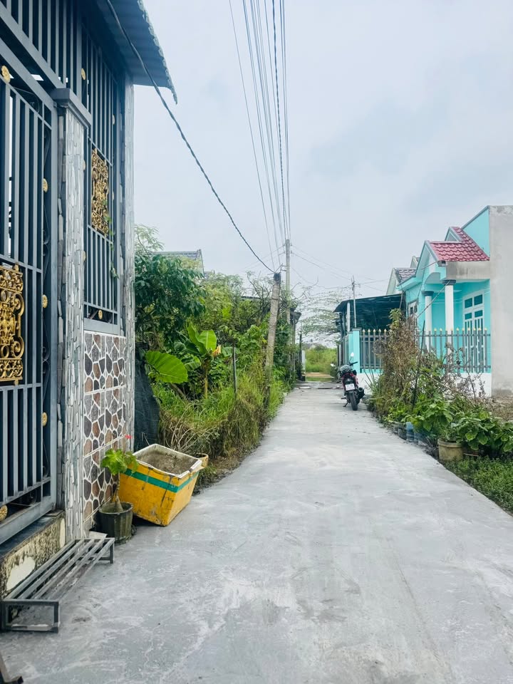 Nhà cấp 4 Mỹ Lộc 90m² giá 1.4 tỷ - Chính chủ bán gấp!