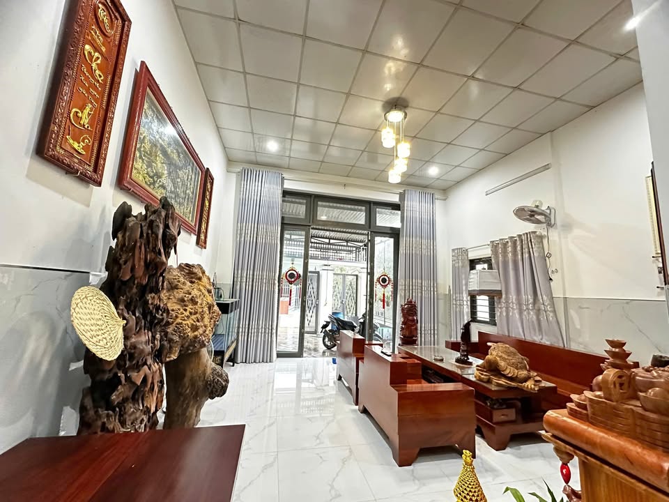 Nhà bán chính chủ tại chợ Bình Thành, 95m² giá 1.39 tỷ - Pháp lý rõ ràng!