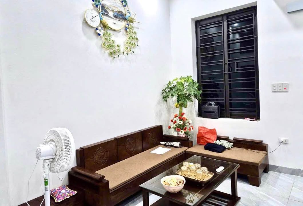 Nhà phố Hồng Quang, Hải Dương 42.8m² giá 2.6 tỷ - Bán gấp, mặt tiền rộng!