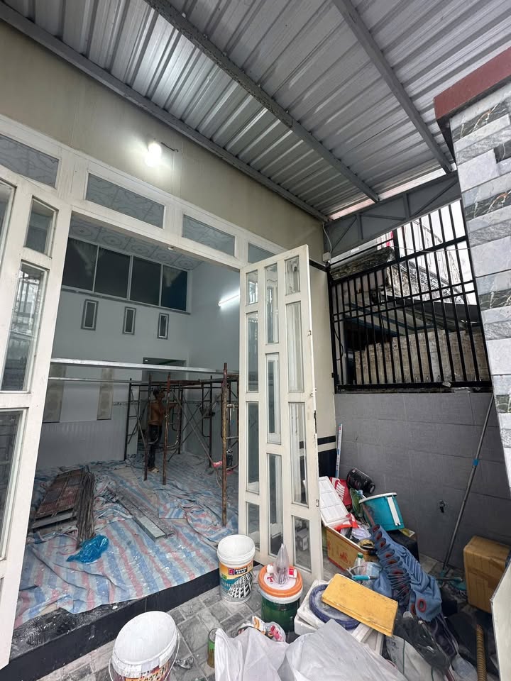 Nhà cho thuê hẻm 115 đường CMT8, An Thới, 82m² giá 5.5 triệu - Tiện nghi đầy đủ!