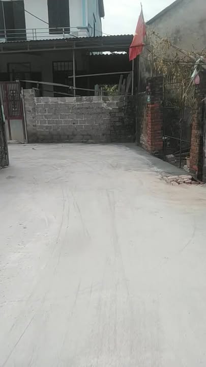 Bán gấp nhà tại Dũng Cảm, Trung Tú, Ứng Hòa 91m² giá 2 tỷ - Ô tô tận cửa!