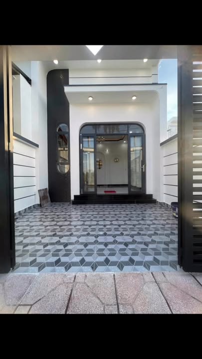 Nhà cấp 4 mới hoàn thành tại Khu nhà ở Hoàng Hảo, Vĩnh Long, 85m² giá 1.65 tỷ - Thiết kế hiện đại, ô tô đậu trước nhà!