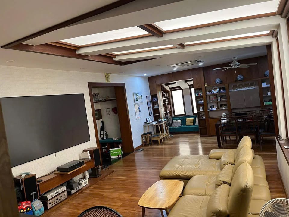 Căn hộ Royal City 1PN cho thuê 17 triệu - Sáng thoáng, đầy đủ tiện nghi!