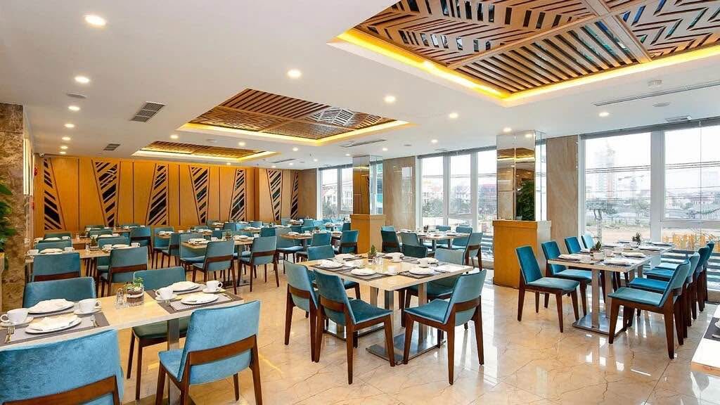 Khách sạn 19 tầng 290m² Đà Nẵng giá chỉ nhỉnh 300 tỷ - View biển Mỹ Khê tuyệt đẹp!