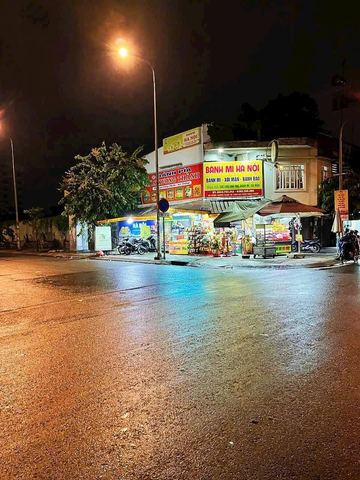 Nhà mặt tiền đường Phạm Văn Chí, Quận 6, 33m² giá 4.95 tỷ - Đầu tư sinh lời ngay!