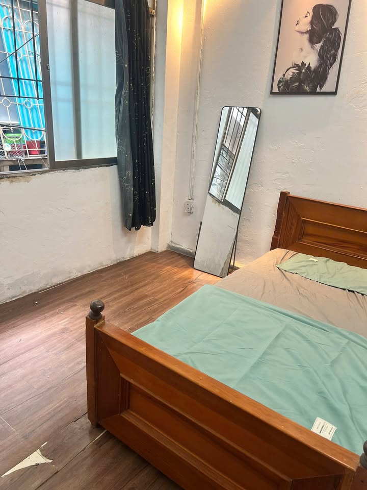 Nhà nhỏ cho thuê tại Đường Láng Hạ, Đống Đa - 2.5 triệu/tháng - Nội thất đầy đủ