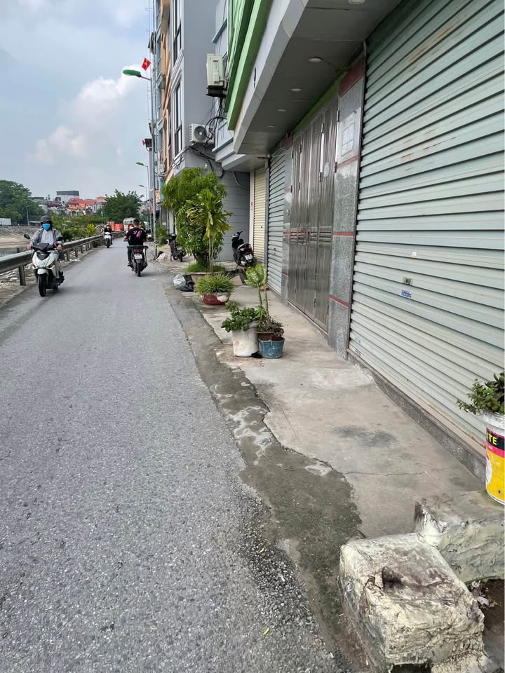 FrontHouse Linh Đàm 40m² giá 7.5 tỷ - Vị trí vàng cho kinh doanh