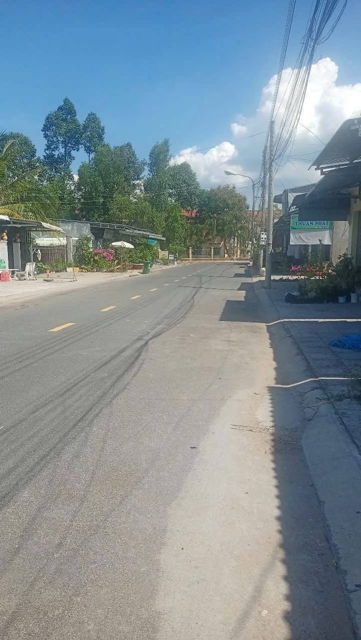 Nhà đẹp mới xây đường Hồ Văn Thanh, 76.5m² giá 1.65 tỷ - Thiết kế hiện đại, chính chủ!