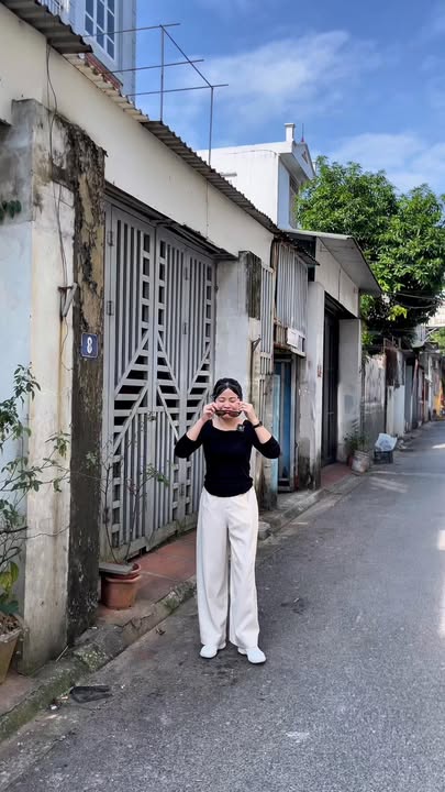 Đất nền Việt Hưng 65m² giá 6.8 tỷ - Cơ hội đầu tư sinh lời cao!