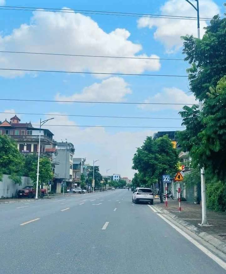 Đất lô góc Đặng Xá - Gia Lâm 50m² giá 3.5 tỷ - Ô tô đỗ cửa, vị trí đẹp!