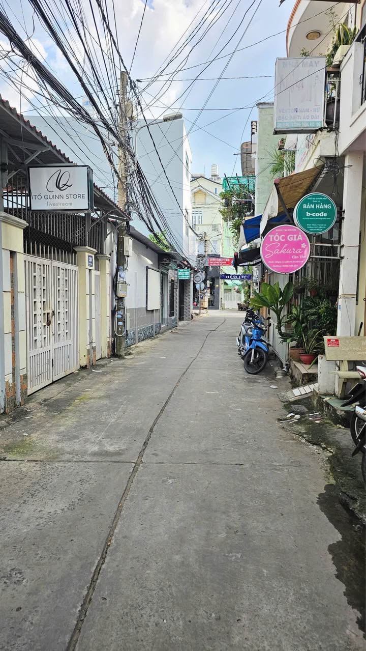 Nhà trệt lầu đường Nguyễn Việt Hồng 40m² giá 3.5 tỷ - Kinh doanh thuận lợi!