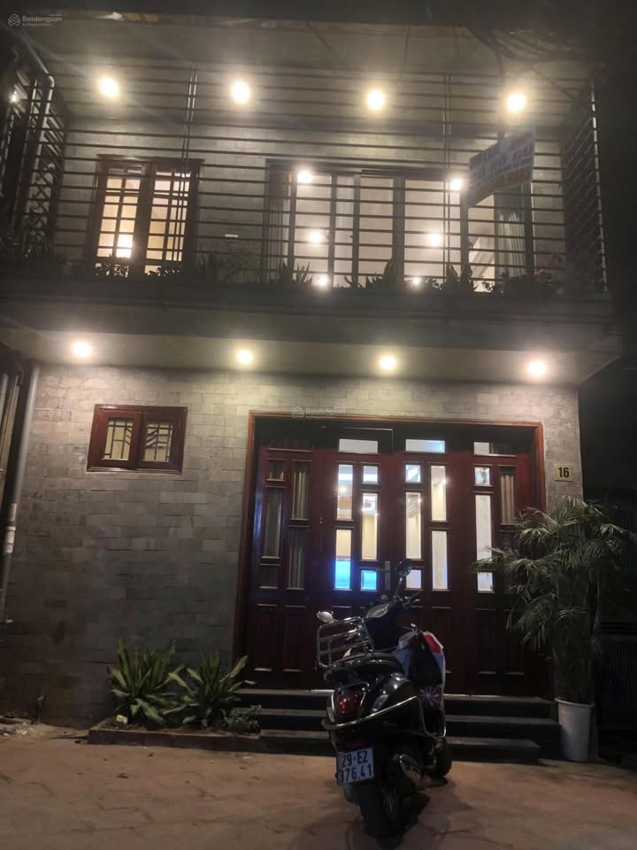 Cho thuê nhà nguyên căn ngõ 76 An Dương, Tây Hồ 40m² - Phù hợp gia đình nhỏ