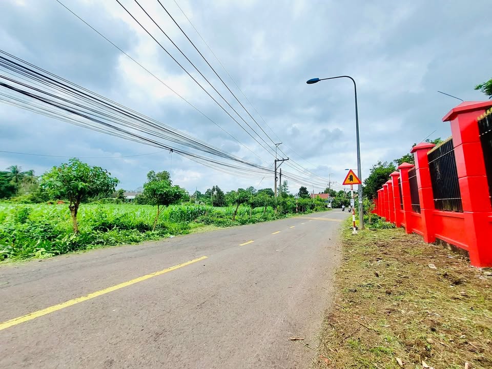 Đất nền mặt tiền đường Điểu Xiển, Long Khánh 200m² giá 1.85 tỷ - Đầu tư sinh lời ngay!