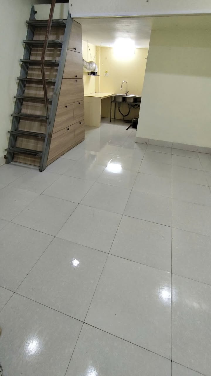 Cho thuê phòng trọ 20m² tại Trần Nguyên Hãn - Giá chỉ 2,2 triệu/tháng!