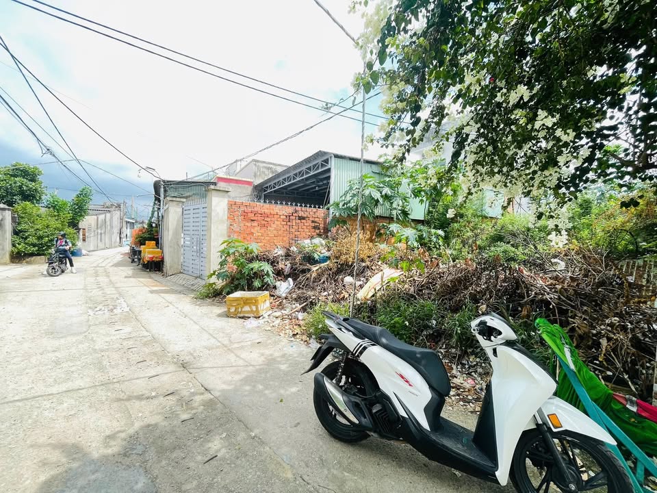 Đất thổ cư Long Hải 119m² giá 1.75 tỷ - Mặt tiền đường ô tô, gần biển!