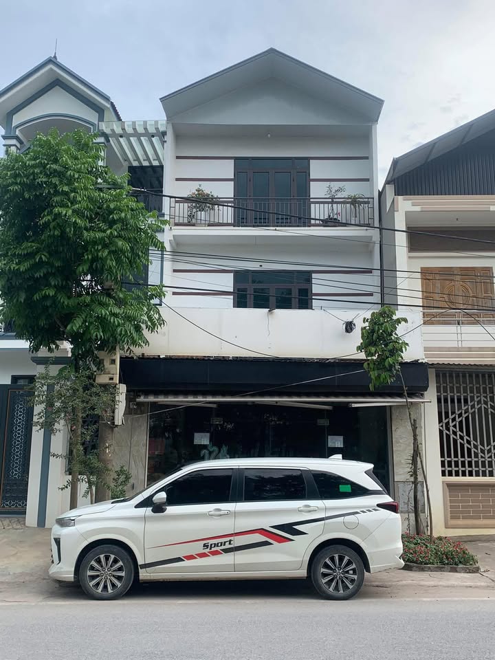 Nhà 3 tầng An Phú, Mỹ Đức 200m² giá 3.95 tỷ - Kinh doanh sầm uất