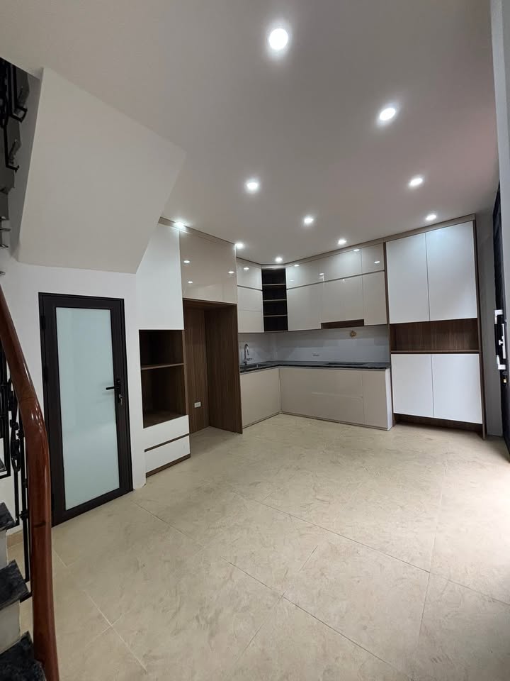 Nhà phố Võng Thị 22m² giá thương lượng - Xây mới, nở hậu, lô góc!