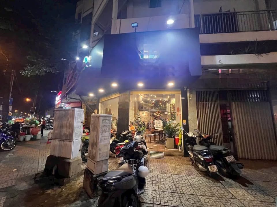 Mặt bằng góc 2 mặt tiền An Dương Vương 70m² - Kinh doanh tự do, vị trí đắc địa!