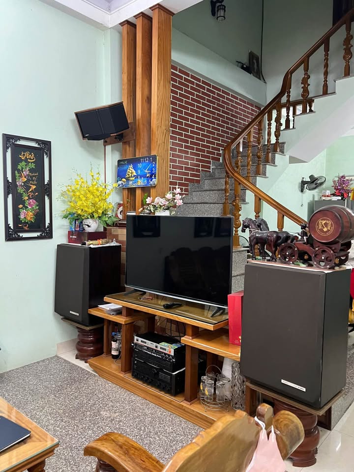 Nhà 3 tầng đẹp tại MB121 Đông Vệ, 72m² giá 5 tỷ - Sẵn sàng vào ở!