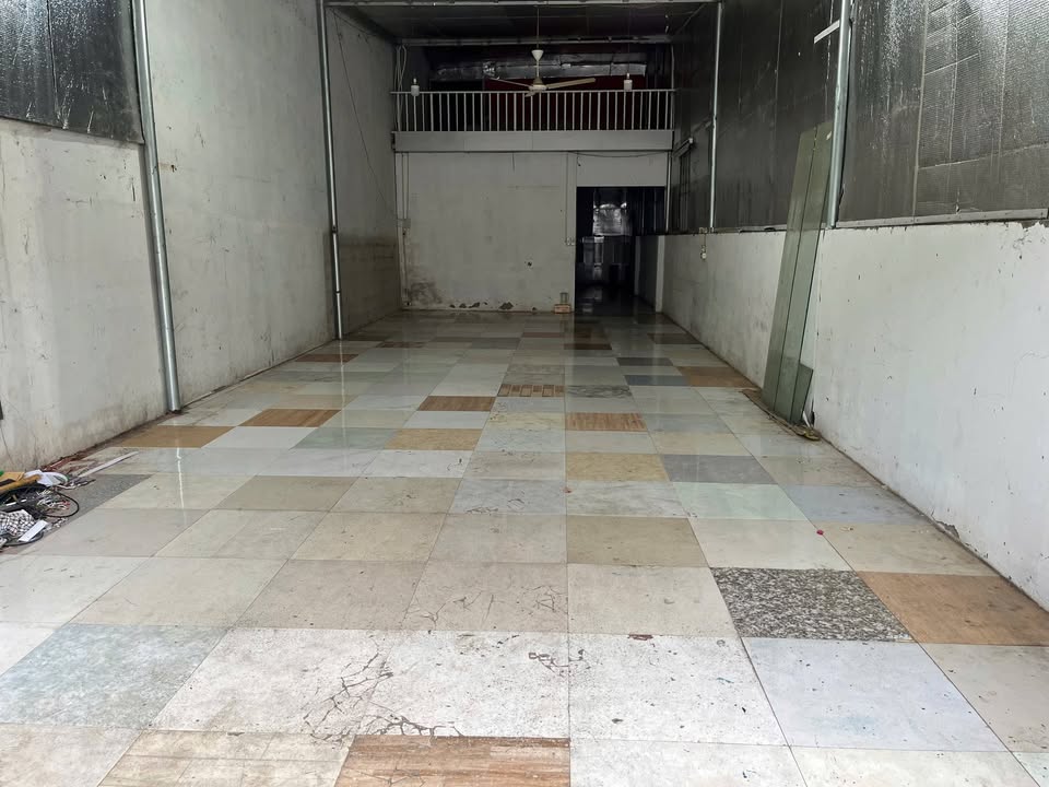 Cho thuê mặt bằng Võ Văn Kiệt 115m² giá 6 triệu - Vị trí đắc địa cho kinh doanh!