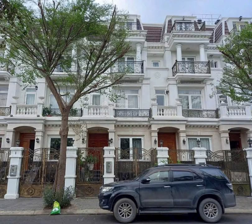 Shophouse cho thuê Cityland Center Hills Gò Vấp 100m² giá 40 triệu - Kinh doanh ngay!