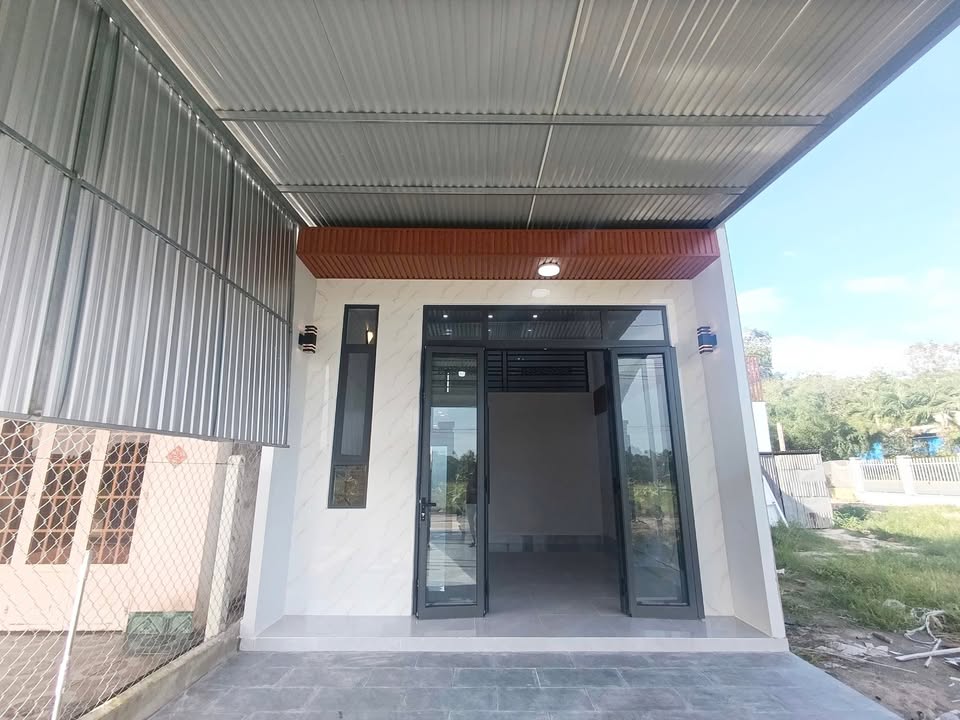 Nhà riêng Trường Hòa, Hòa Thành 90m² giá 1.3 tỷ - Nhà mới hoàn thiện 100%!