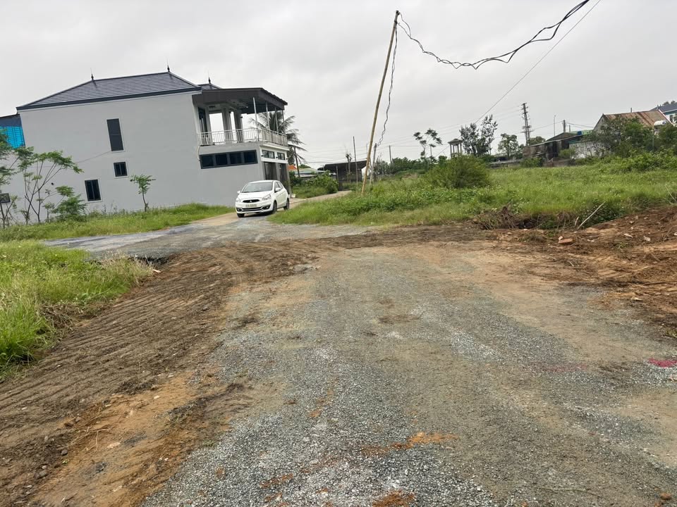 Đất Nền Nghi Hải Cửa Lò 142m² giá 1.85 tỷ - Gần Biển, Vị Trí Đắc Địa!