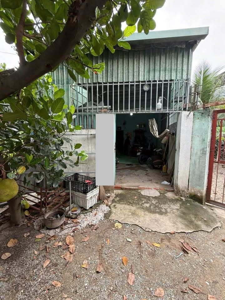 Nhà riêng Dĩ An 58m² giá 1.65 tỷ - Vị trí trung tâm thuận tiện!