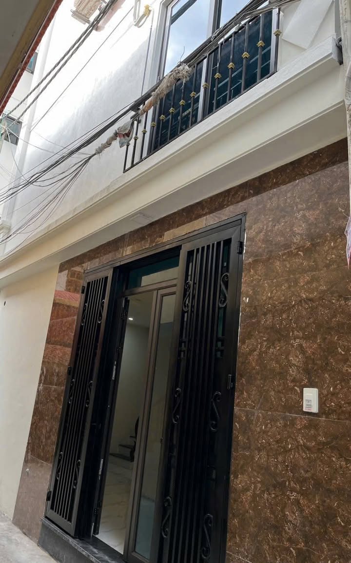 Nhà cho thuê 5 tầng tại Tây Mỗ, Nam Từ Liêm - Giá 11.5 triệu/tháng, đầy đủ tiện nghi!