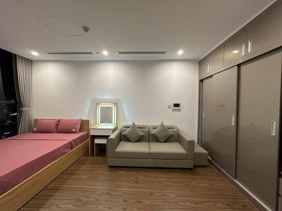 Căn hộ Vinhome West Point, quận Nam Từ Liêm, 14 triệu/tháng - View thoáng đẹp, full tiện ích 5*