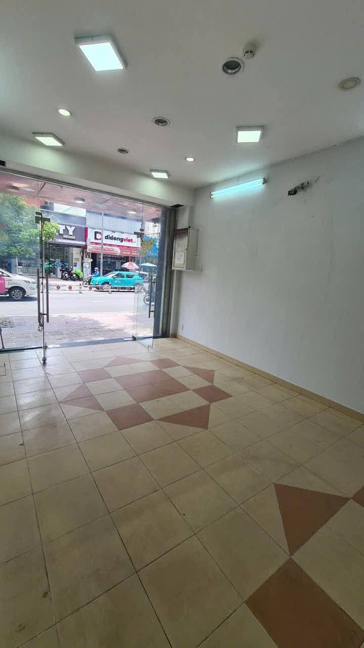 Mặt bằng kinh doanh cho thuê đường Khánh Hội, quận 4 - Diện tích 60m², kinh doanh đa ngành nghề